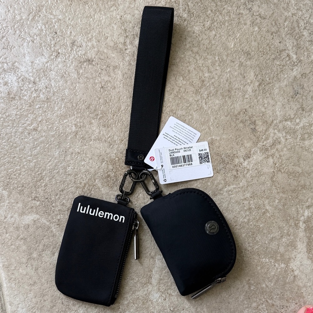 Lululemon Dual Pouch Wristlet Black NWT